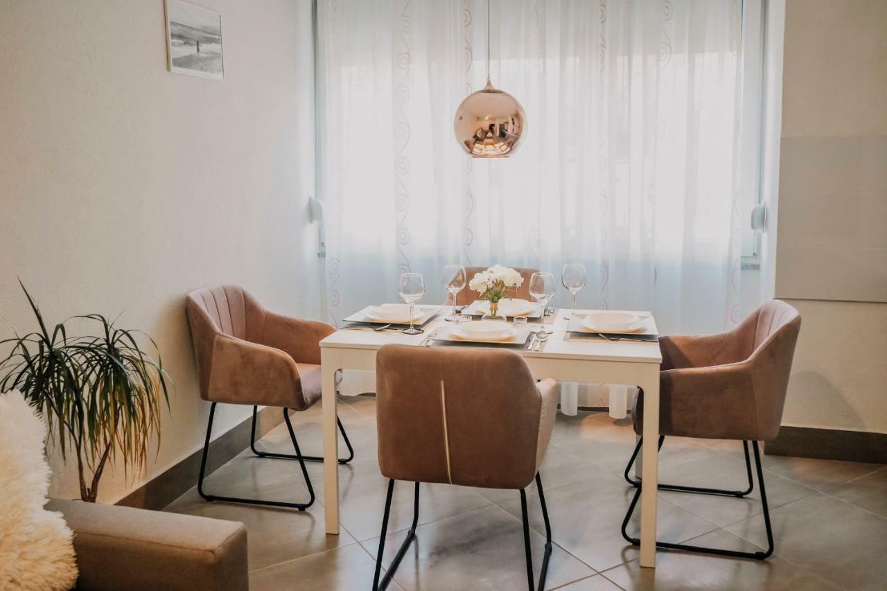 Apartman Bacchus بولا المظهر الخارجي الصورة