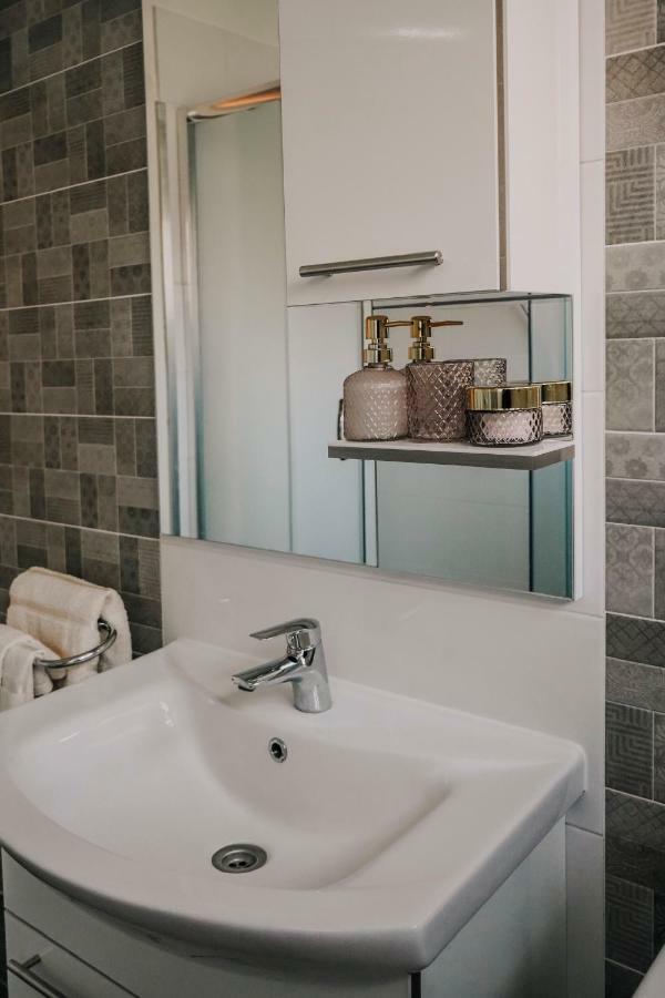 Apartman Bacchus بولا المظهر الخارجي الصورة